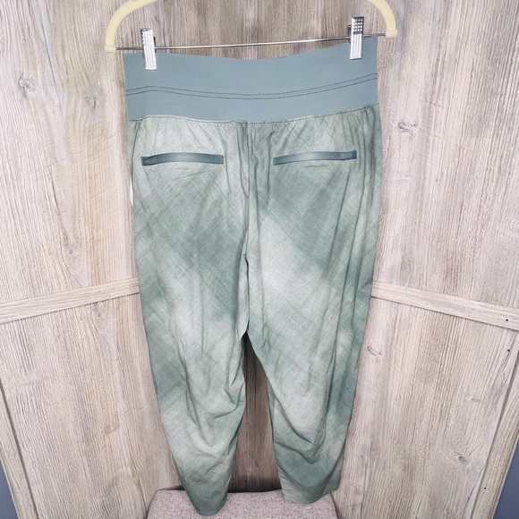 Athleta Nikita Tapered Crop Pants Printed - Picture 5 of 8